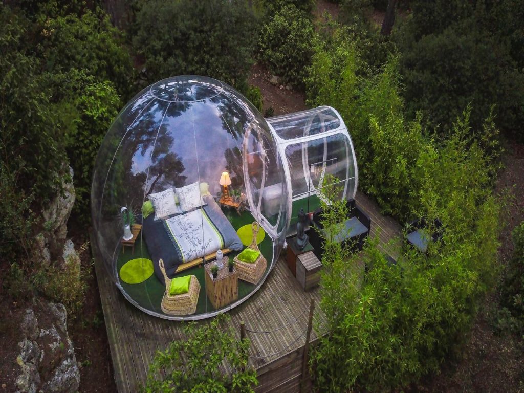 BUBBLE HUT